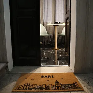 Apartman The Marble House, Bari