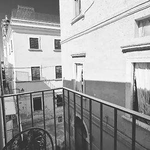 Apartman J&j, Bari