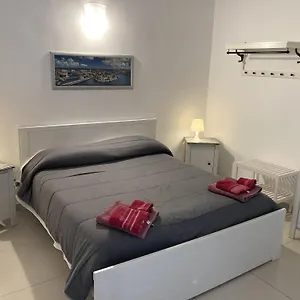 Apartman Aurora, Bari