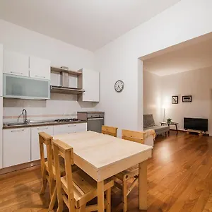 Apartman Manzoni House, Bari
